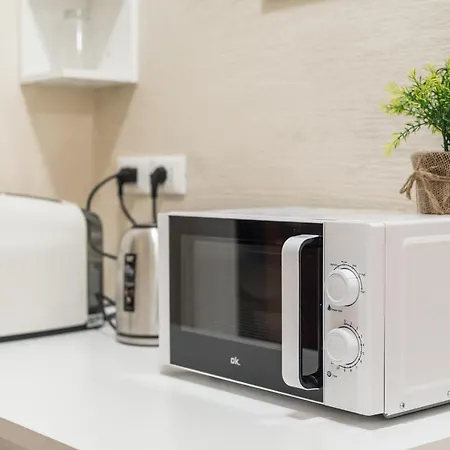 Gold House 2 Pensionat La Spezia