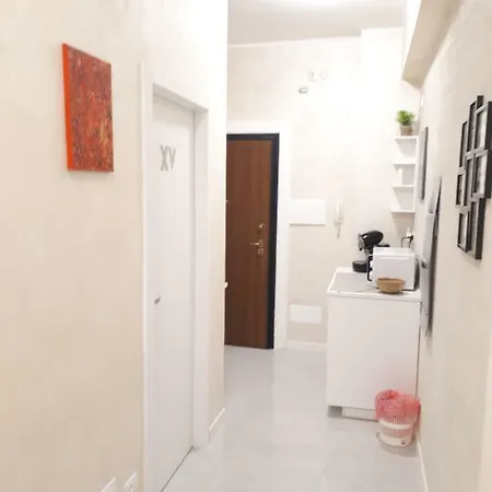 Gold House 2 3*