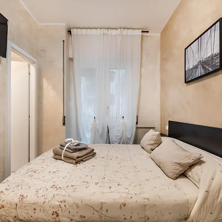 Affittacamere Gold House 2 3*