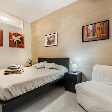 Gold House 2 3* La Spezia