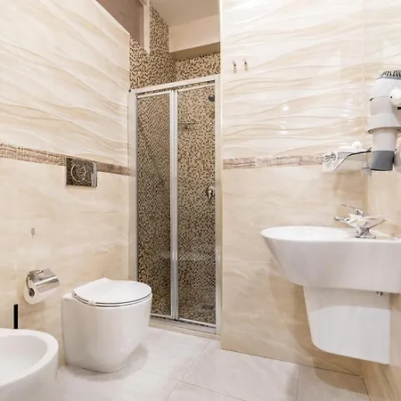 Affittacamere Gold House 2 3*