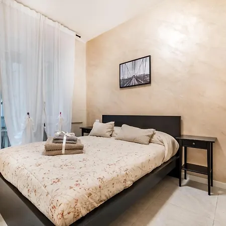 Gold House 2 Guest house La Spezia